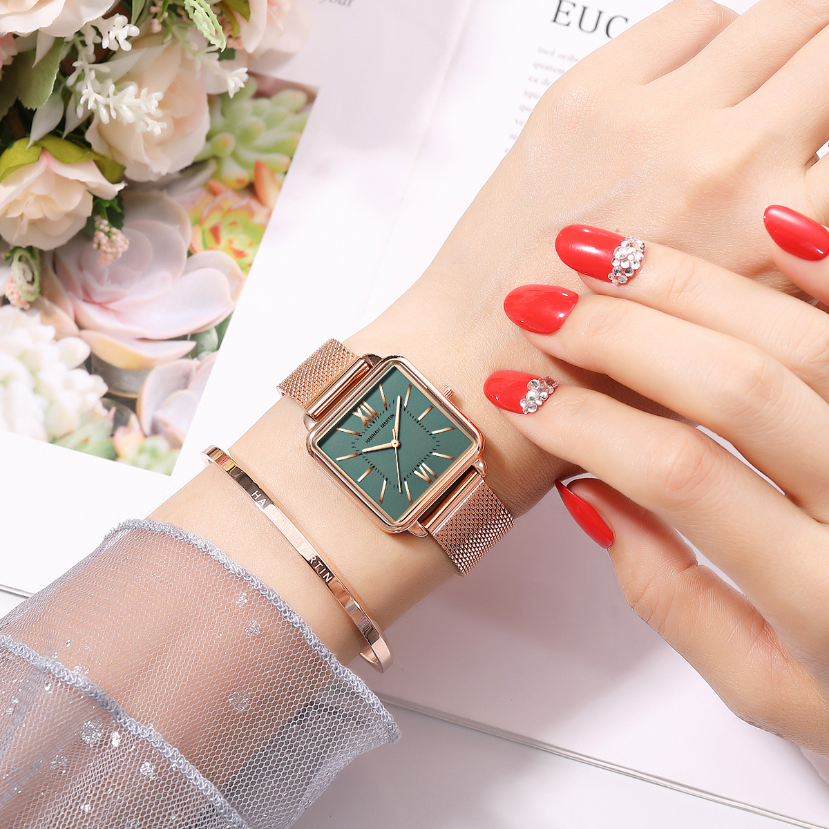 Ladies Square High Quality Sta - Anti-Magnetic Watch のレビューと価格